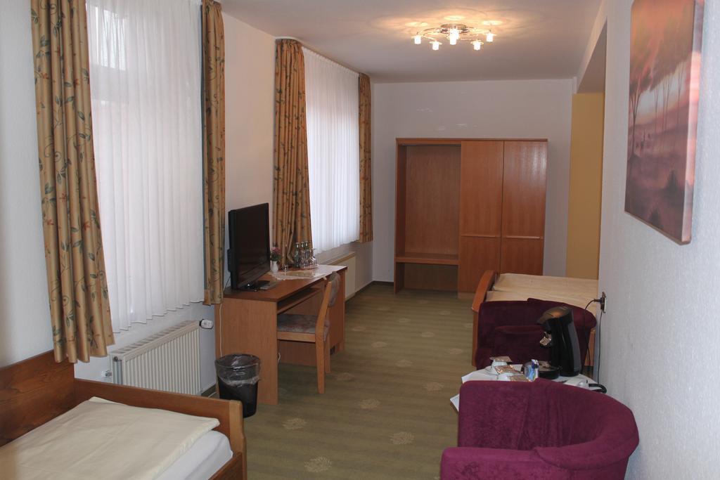 Hotel Stadt Norden Zimmer foto